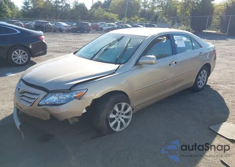 2011 Toyota Camry Le from USA, damaged, VIN 4T1BF3EK8BU153641